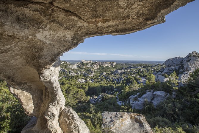 Half-Day Baux De Provence and Luberon Tour From Avignon - Common questions