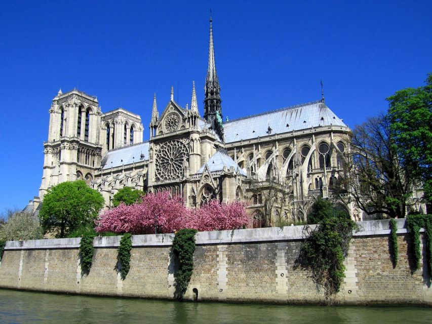 Half Day Guided Walking Tour in Paris - Important Information