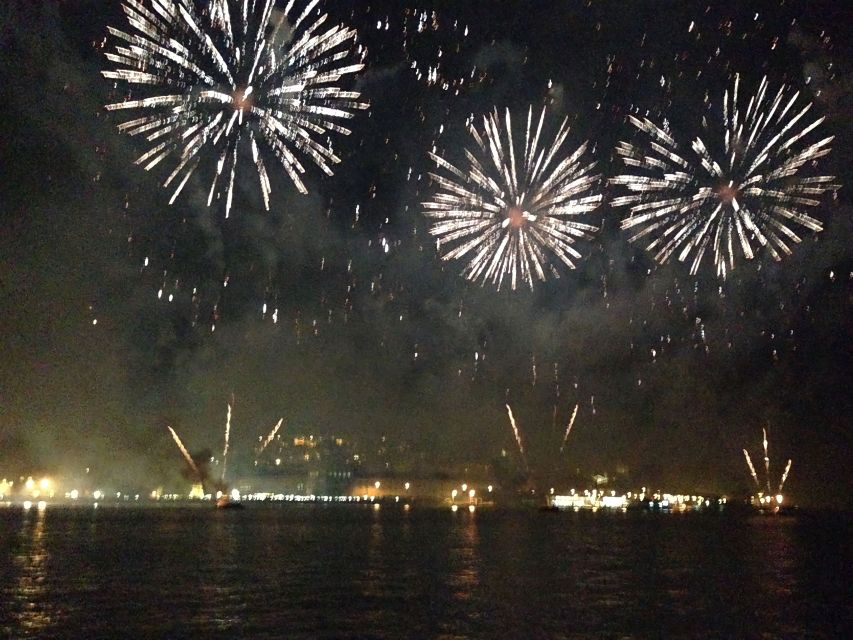 Lisbon: New Year's Eve Fireworks Tagus River Sailing Cruise - Common questions