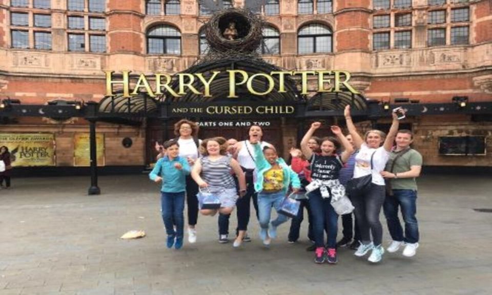 London: Harry Potter Tour, River Cruise & The London Dungeon - Common questions