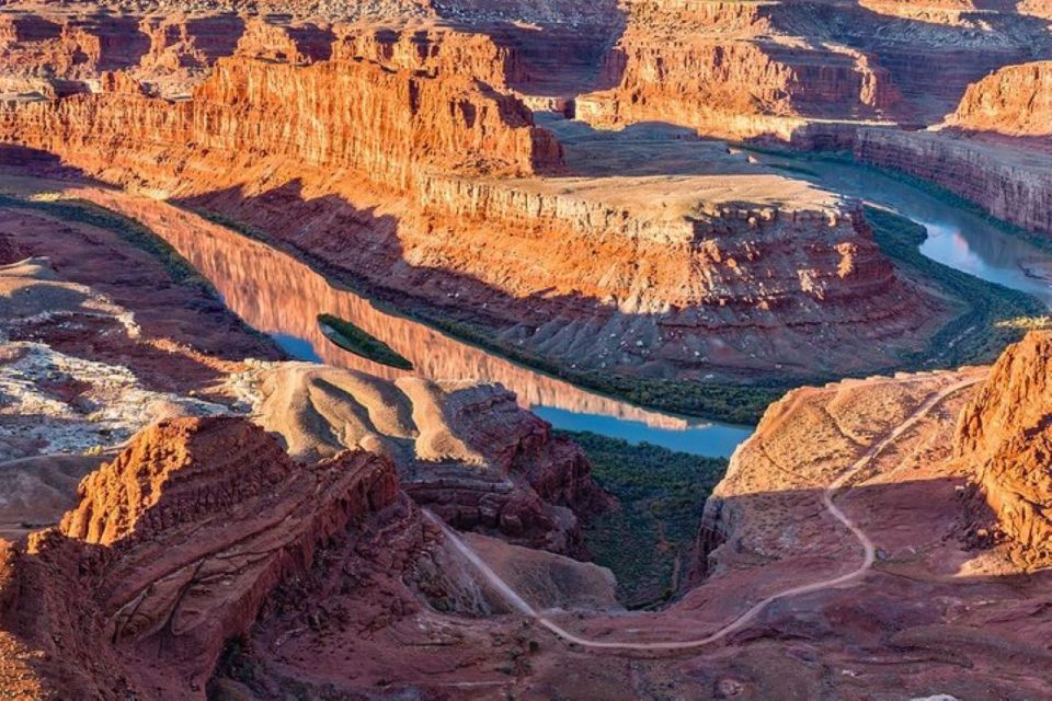 Moab: Dead Horse Point and Canyonlands Sunrise Photography - Common questions