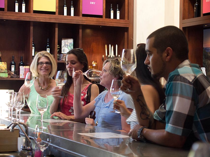 Napa Valley: Wine Tasting Tour by Open Air Trolley & Lunch - Additional Tips
