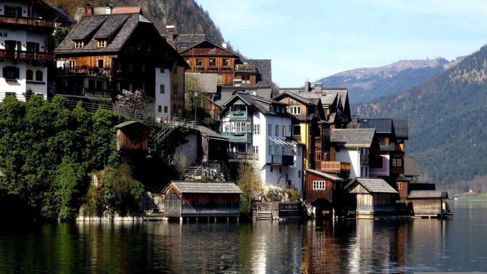 Private Full-Day Highlight Tour of Hallstatt From Salzburg - Common questions