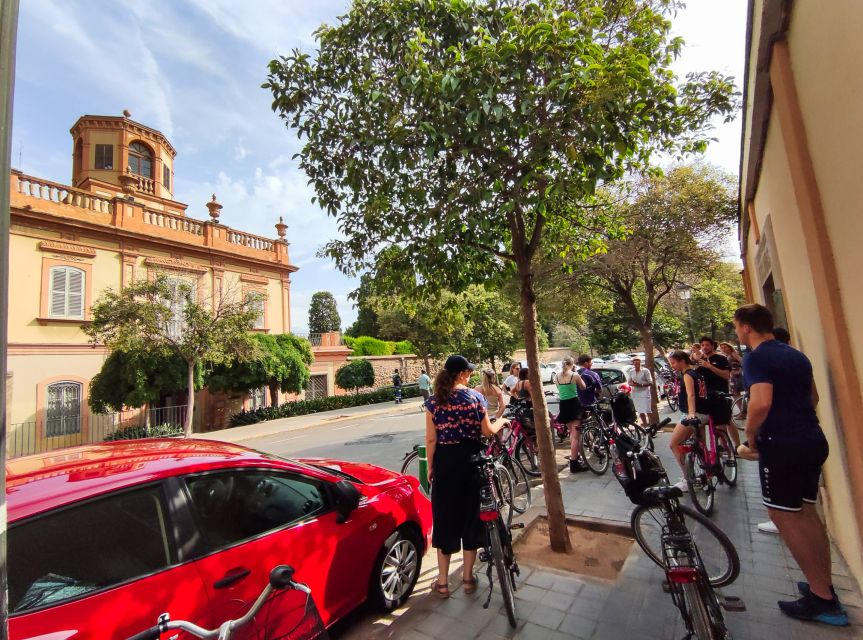 Valencia: City Highlights Guided Bike Tour - Languages Offered