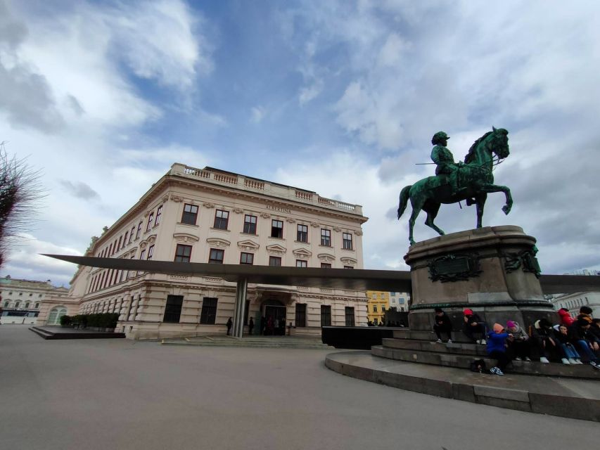 Vienna Historical Highlight City Tour Hofburg - Meeting Point