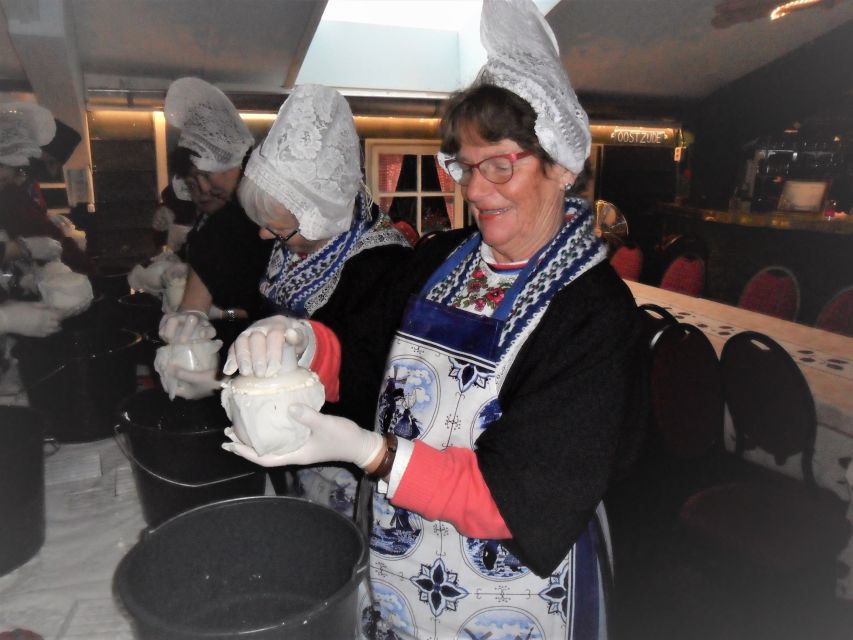 Volendam: 2.5-Hour Cheesemaking Workshop & Clog Making Tour - Workshop Schedule