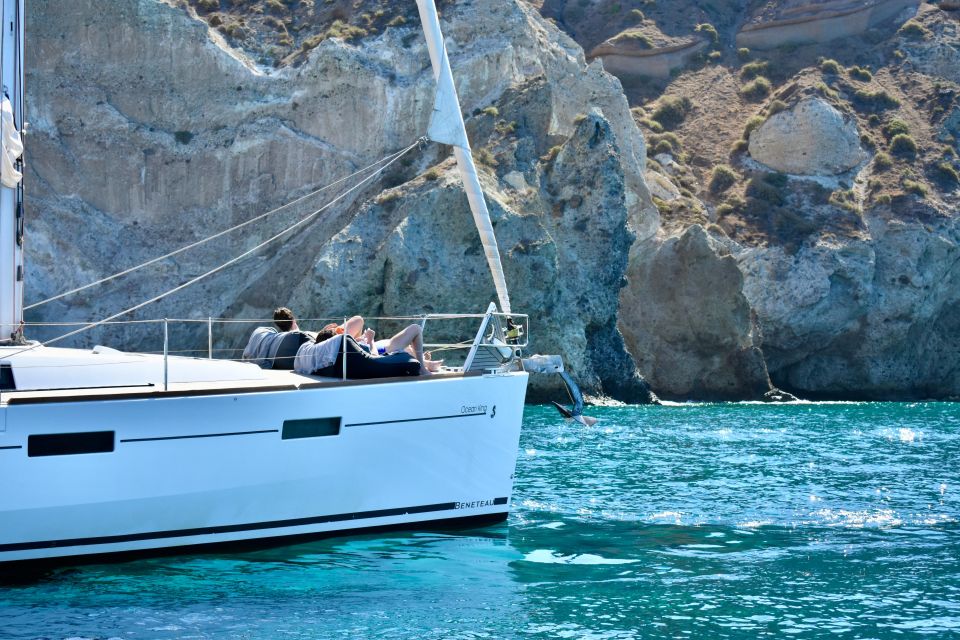 7-Day Crewed Charter The Cosmopolitan Beneteau Oceanis 45 - Key Points