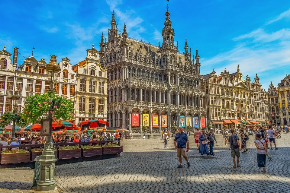 Brussels: Highlights Walking and Bus Tour With Waffle - Booking Information