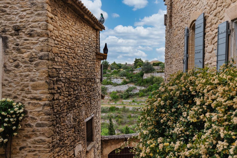 From Aix-en-Provence: Luberon Market & Villages Day Tour - Booking Information