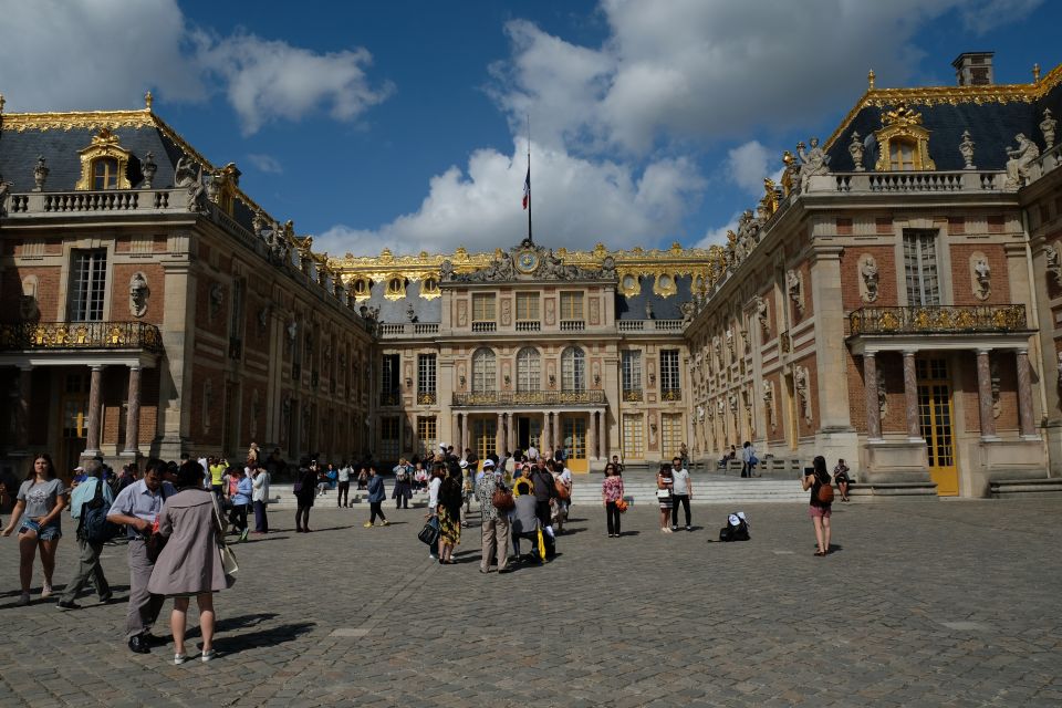 From Paris: Versailles Palace and Gardens Guided Day Trip - Common questions