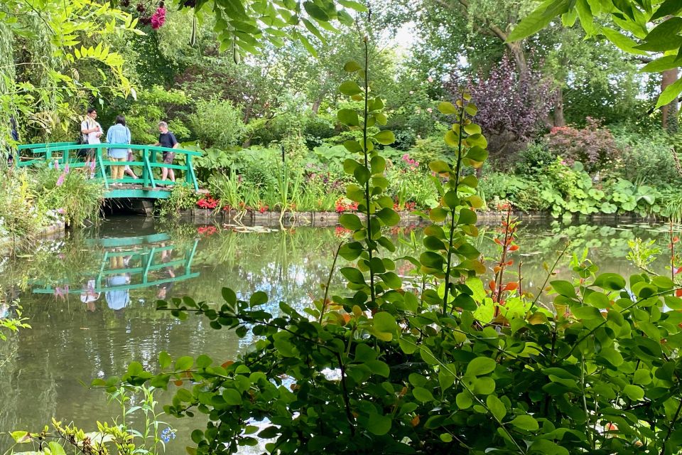 Giverny Versailles Trianon Small Group by Minivan From Paris - Additional Information