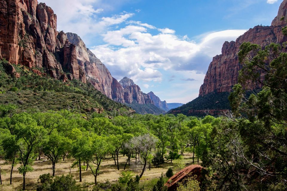 Las Vegas: Discover Bryce and Zion National Parks With Lunch - Common questions
