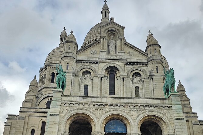 Paris: the Charm of Montmartre Self-Guided Video Audio Tour - Common questions