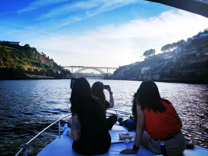 Private Boat Trip 1h30 Between Foz and Ribeira Sunset Option - Sunset Option Details