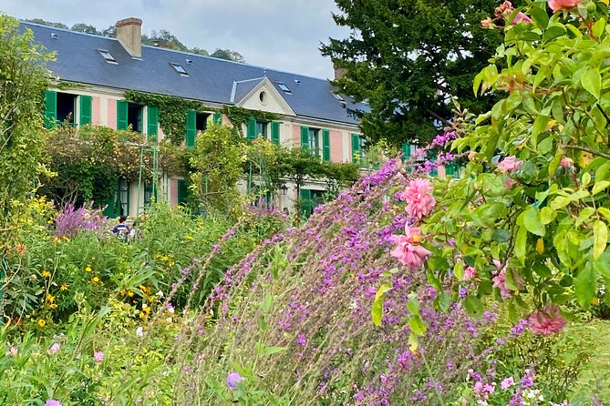 Private Giverny, Versailles, Trianon Trip From Paris by Mercedes - Tour Logistics
