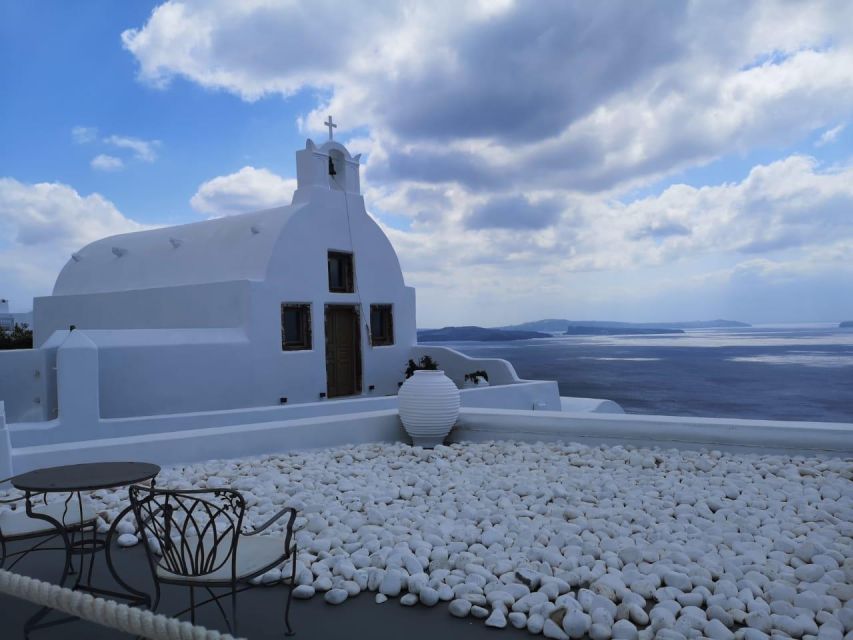 Santorini : Discover With Locals - Small Group Half-Day Tour - Common questions
