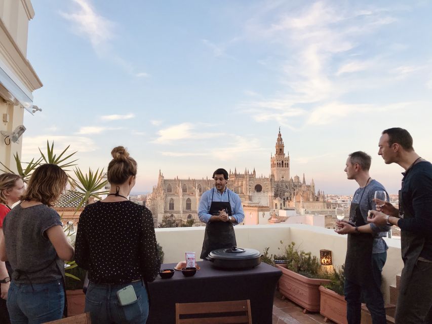 Seville: Private Paella Cooking Class With Cathedral Views - Duration