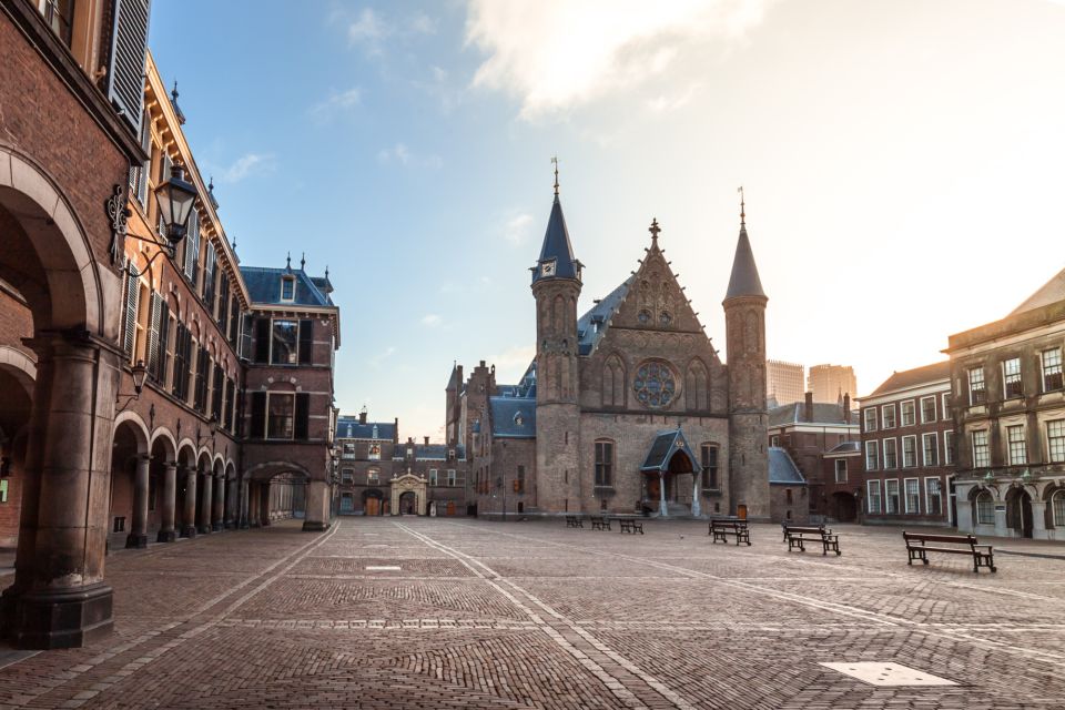 The Hague: City Exploration Game and Tour - Tour Inclusions