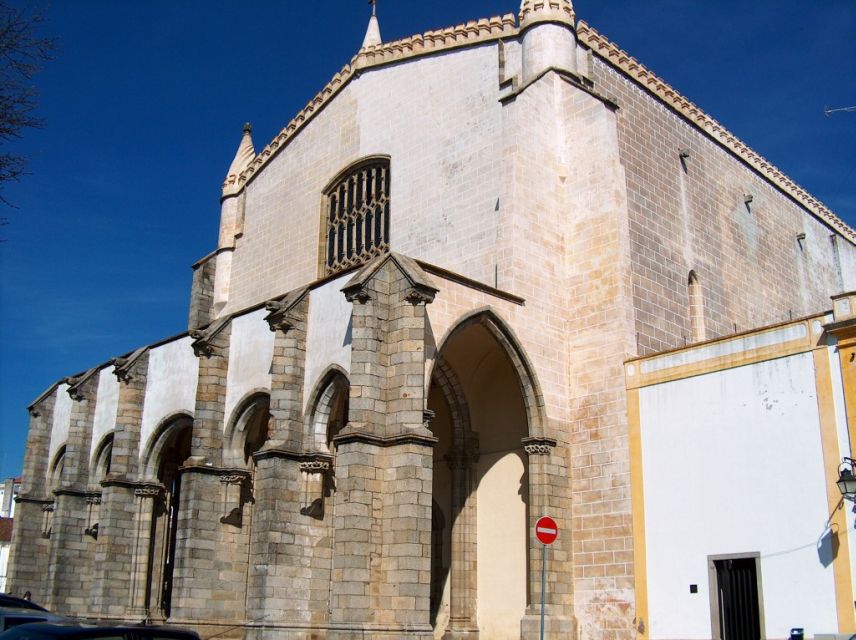 From Lisbon: Private 9-Hour Tour of Évora and Estremoz - Common questions