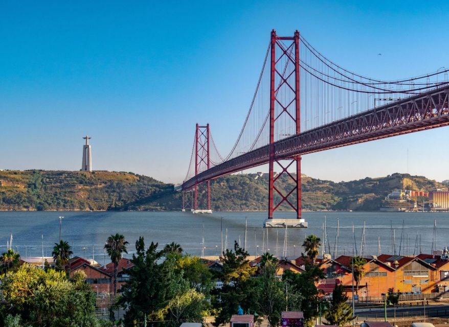 Lisbon: City Sightseeing Half-Day Private Tuk Tuk Tour - Highlights