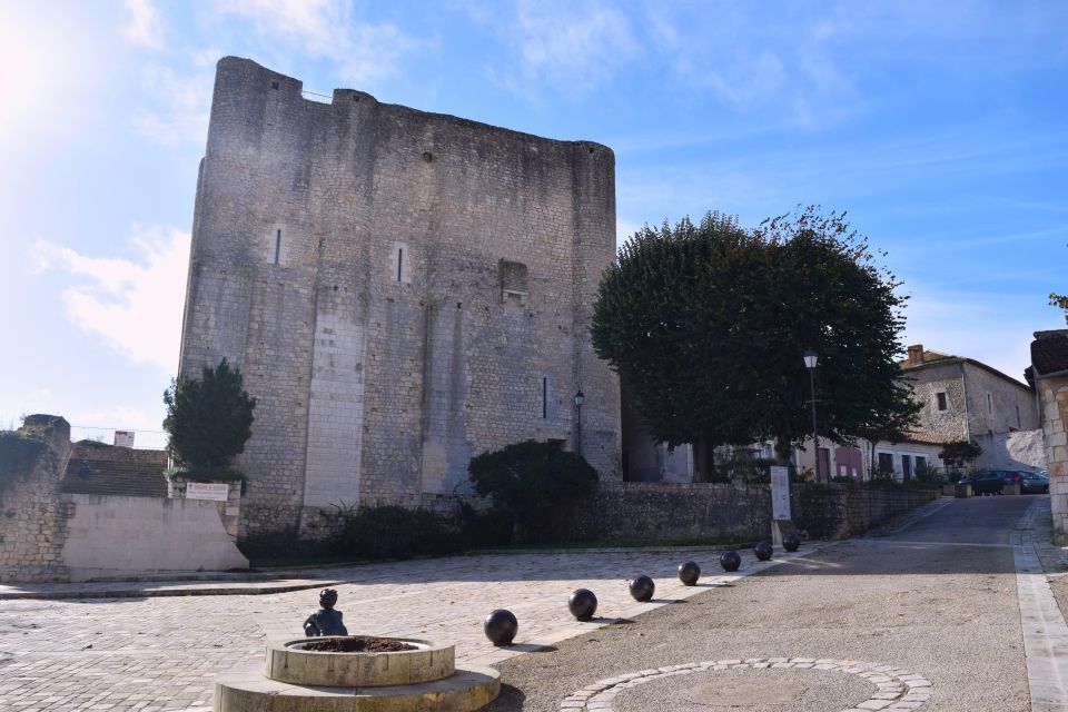 Poitiers and Its Region : Castle Tour (Driver+Souvenir+Wine) - Common questions