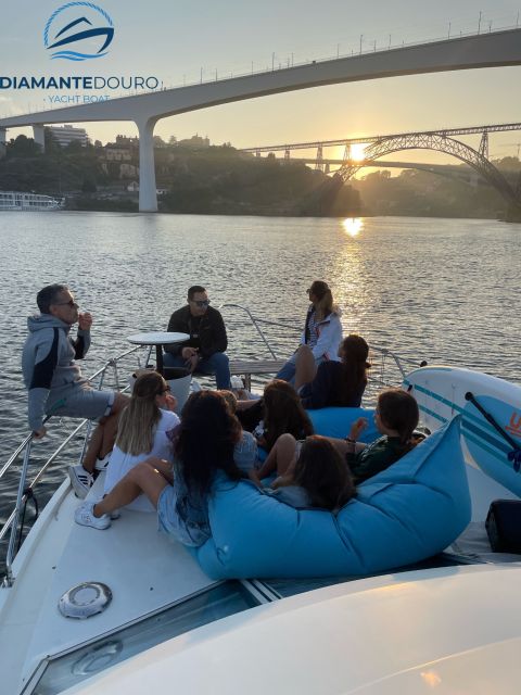 Porto: Sunset Douro River Cruise With Welcome Drink - Common questions
