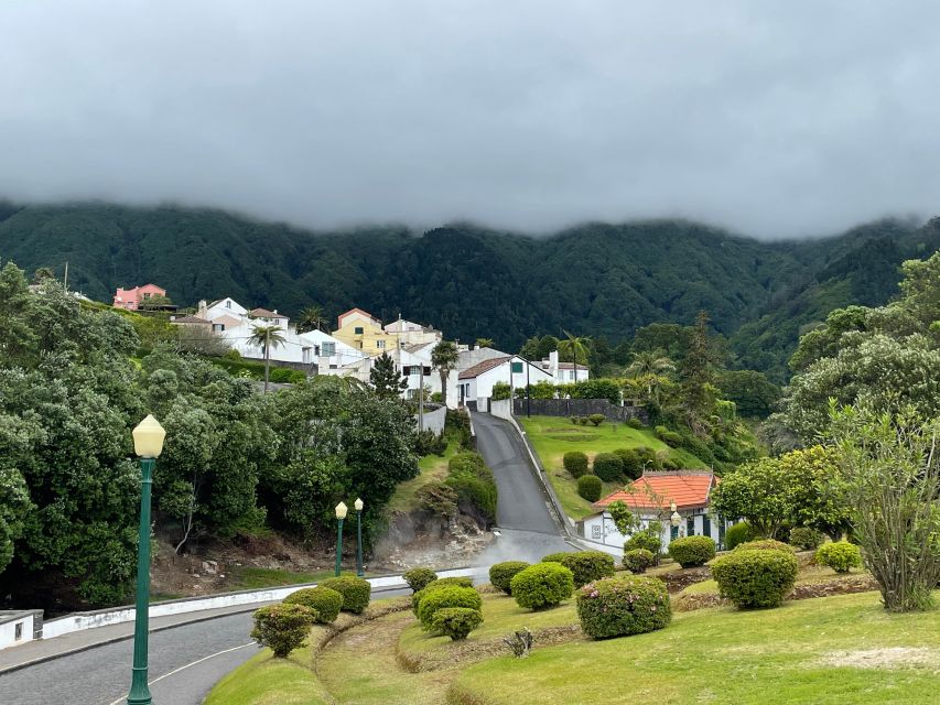 Sao Miguel: Privat Van Tour Furnas, Gorreana Tea Factory - Drop-Off Locations