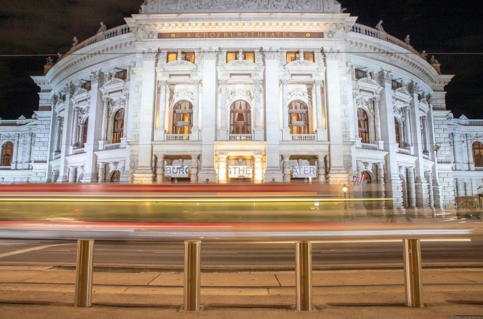 VIENNA at Night! Phototour of the Most Beautiful Buildings - Reservation and Payment