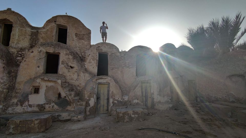 Djerba: 1-Day Tour to Ksar Ghilane and Berber Villages - Common questions
