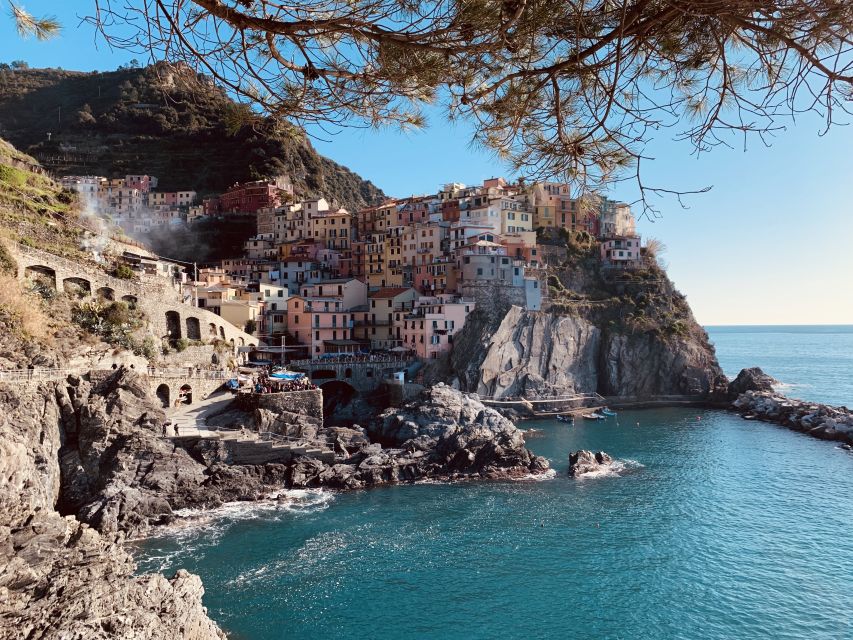 From Florence: Private Roundtrip Transfer to Cinque Terre - Cancellation Policy