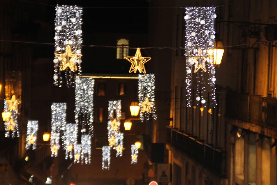 Lisbon'S Christmas Lights Tour 2H - Common questions