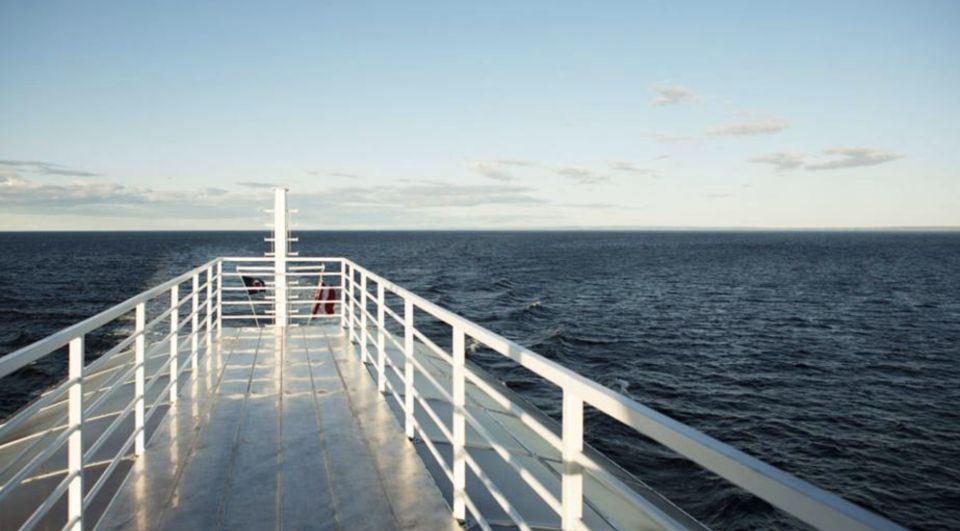 Tadoussac: VIP Lounge or Upper Deck Whale Watching Cruise - Common questions
