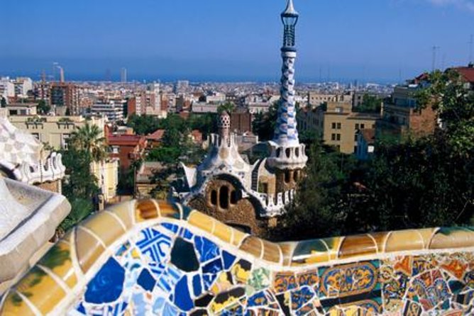 Barcelona Highlights & Sagrada Familia Skip-the-Line Private Tour - Tour Overview