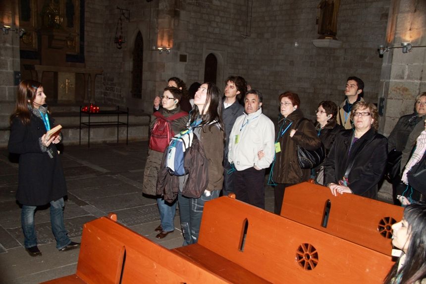 Barcelona: “The Cathedral of the Sea” Literary Walking Tour - Key Points