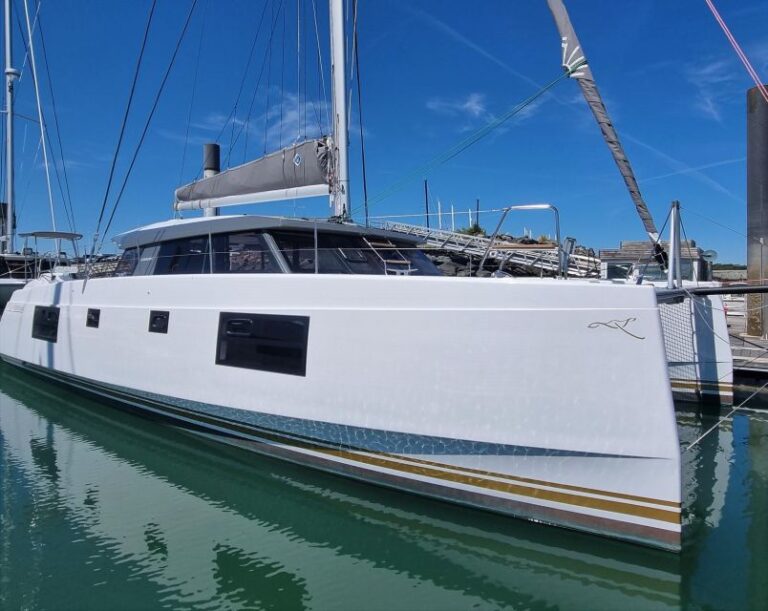 Boat in Algarve – Luxury Catamaran – Lagos