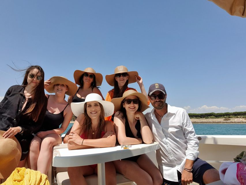 Cadiz Bay: 3 Hours Tour in a Private Boat in the Cadiz Bay - Key Points