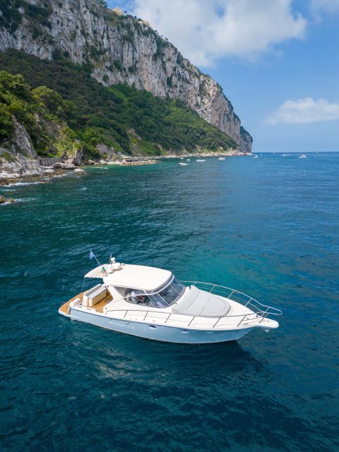 Capri- Amalfi Coast :Speed Boat - Key Points