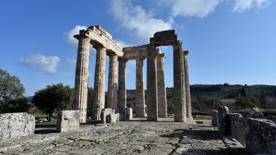 Corinth: Ancient Corinth Van Tour & Olive Oil Tasting - Key Points