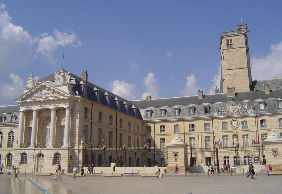 Dijon Private Guided City Tour - Key Points