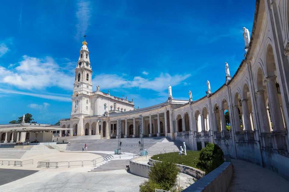 From Lisbon: Fatima, Batalha, Nazare, & Obidos Private Tour - Key Points
