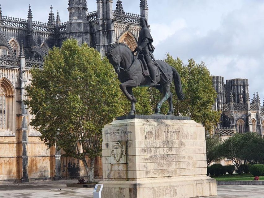 From Lisbon: Tour to Fátima, Batalha and Nazaré - Key Points