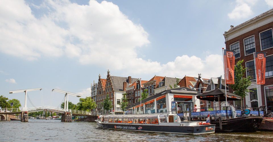 Haarlem: Sightseeing Canal Cruise Through the City Center - Key Points