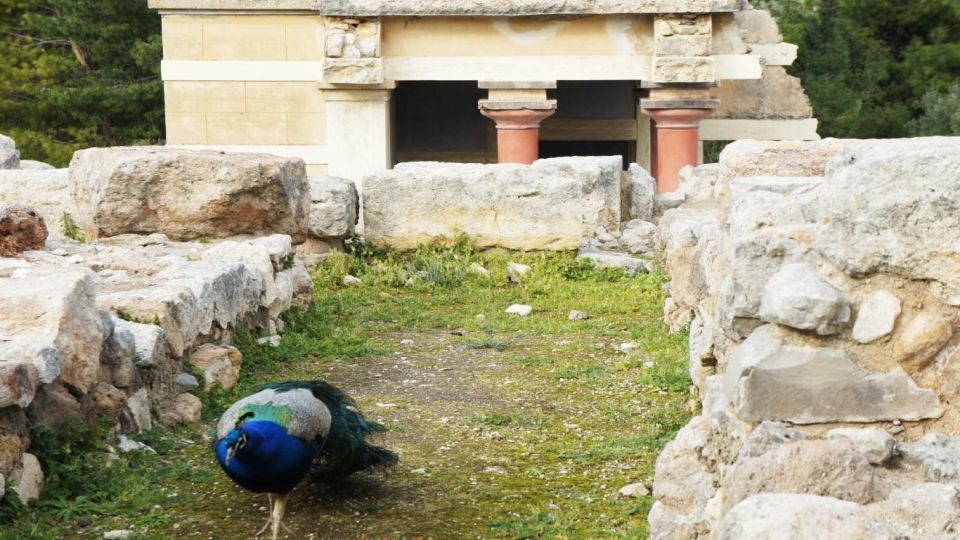 Heraklion: Knossos Self-Guided Treasure Hunt & Tour - Key Points