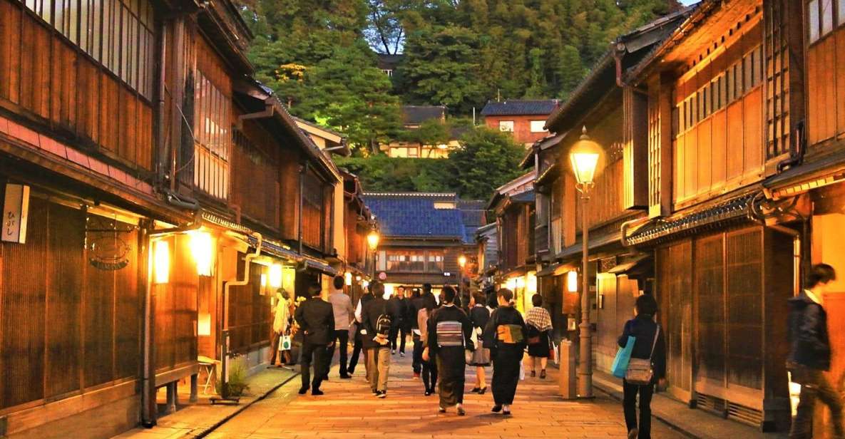 Kanazawa: Private Tour With Local Guide - Key Points