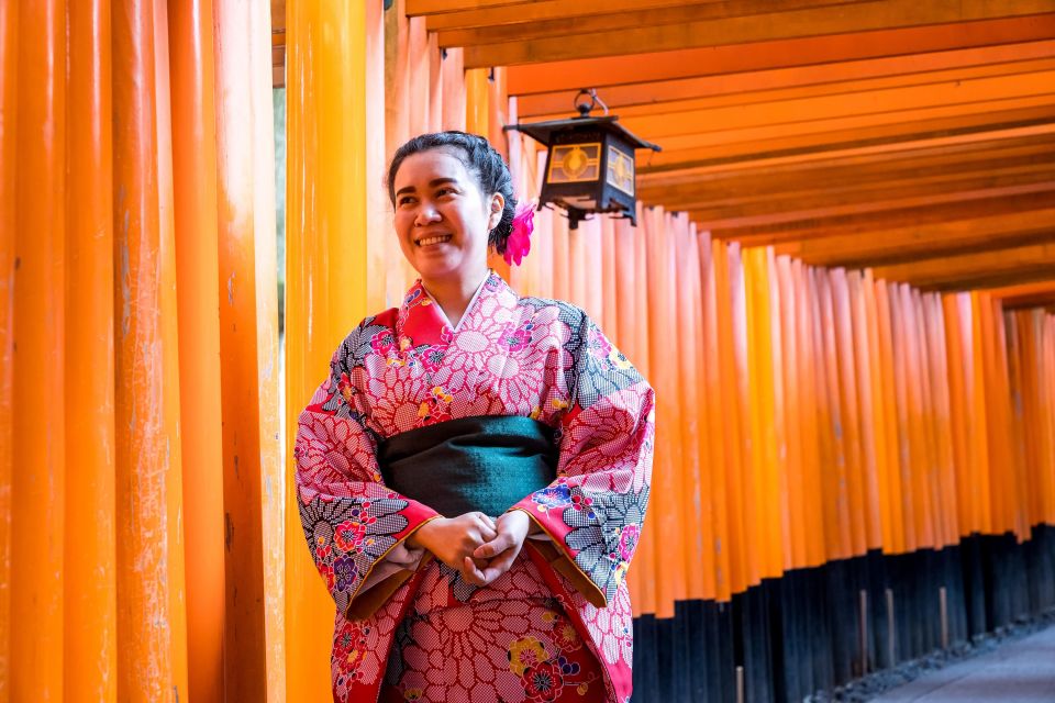 Kyoto: Fushimi Inari Shrine Private Photoshoot - Key Points