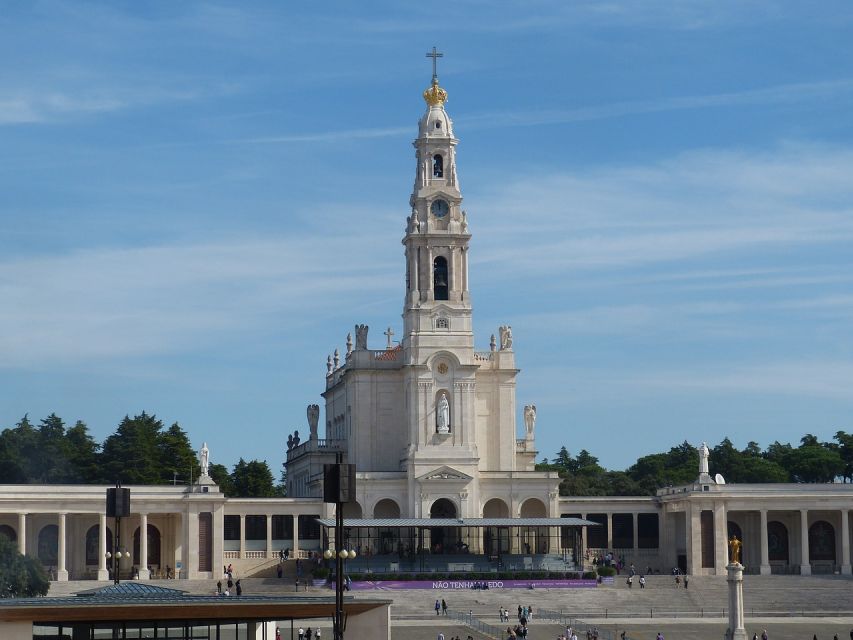 Lisbon: Guided Fatima Pilgrimage Tour With Pickup & Drop-Off - Key Points