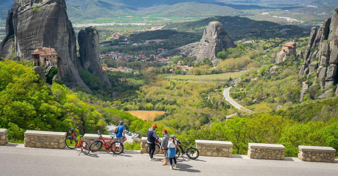 Meteora and Neanderthal Cave Morning Tour - Key Points
