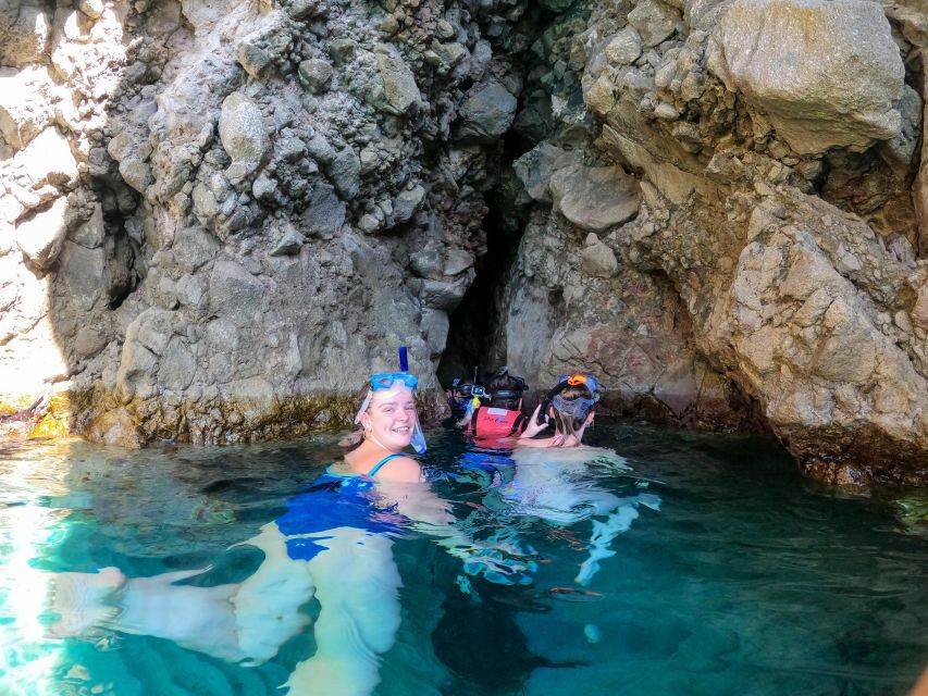 Milos: Kayaking Tour to Tsigrado and Gerakas Beach - Key Points