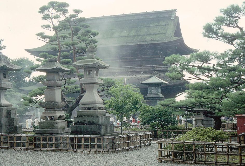 Nagano Audio Guide: Zenkō-ji, Museum & Zoo - Key Points