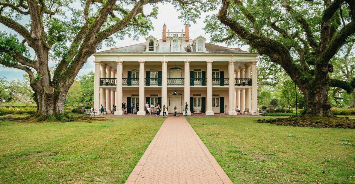 New Orleans: Oak Alley Plantation and Swamp Cruise Day Trip - Itinerary Overview